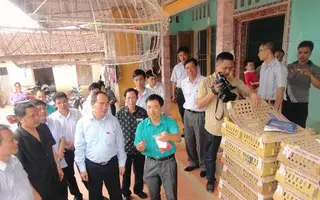 Phó Thủ tướng Nguyễn Thiện Nhân thăm gà đồi Yên Thế