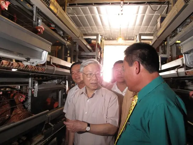 Tổng bí thư Nguyễn Phú Trọng thăm và làm việc tại công ty