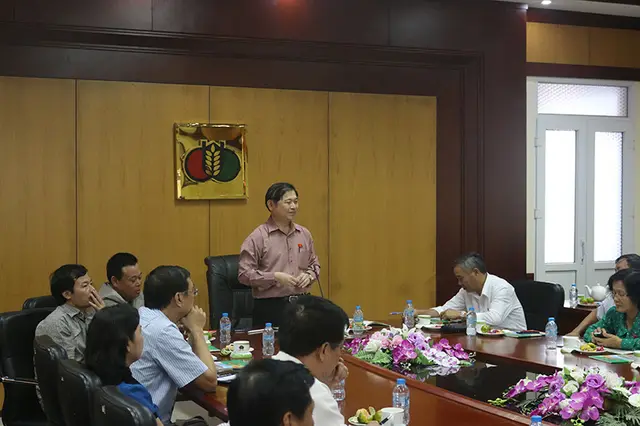 Đoàn công tác của Ủy ban Khoa học, Công nghệ và Môi trường Quốc Hội tới thăm và làm việc Công ty TNHH MTV Gà Giống DABACO
