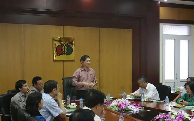 Đoàn công tác của Ủy ban Khoa học, Công nghệ và Môi trường Quốc Hội tới thăm và làm việc Công ty TNHH MTV Gà Giống DABACO