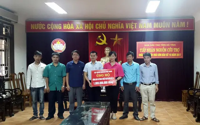 Tập đoàn Dabaco Việt Nam trao 1 tỷ đồng ủng hộ đồng bào bị ảnh hưởng do bão số 10 tại tỉnh Hà Tĩnh