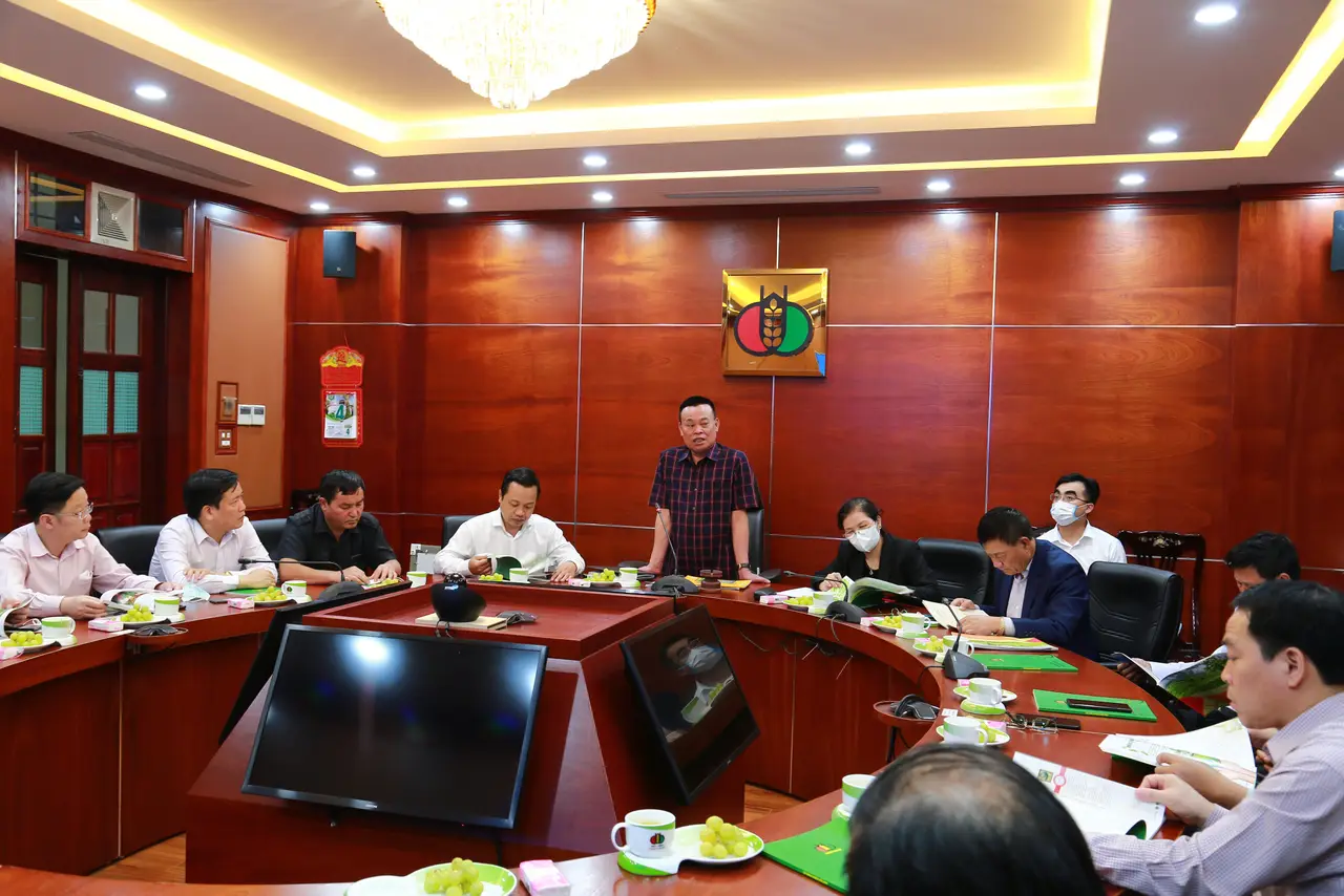 Đoàn công tác của tỉnh Lai Chao thăm và làm việc tại Tập đoàn Dabaco Việt Nam